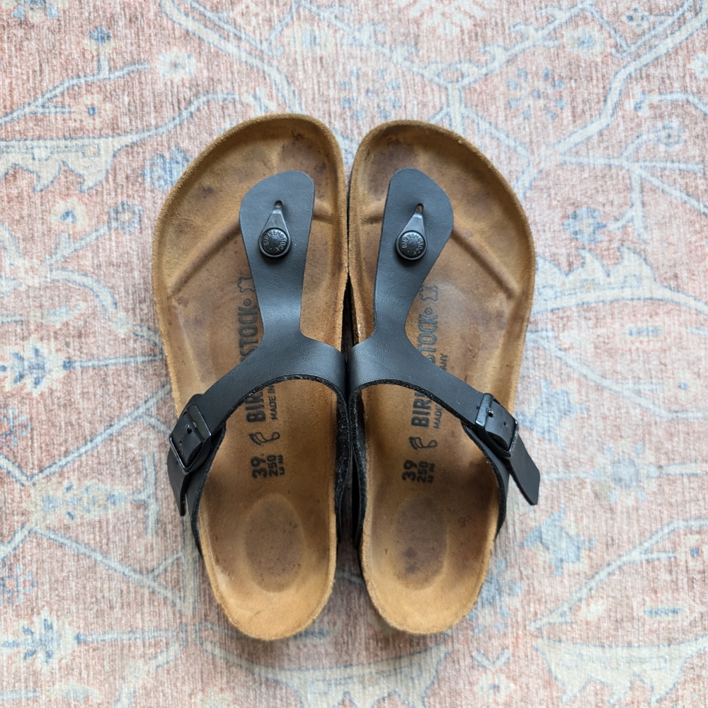 Birkenstock Gizeh Sandals